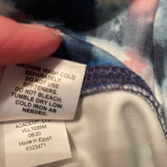 Freely / size medium - leggings - EUC - Picture 6 of 10